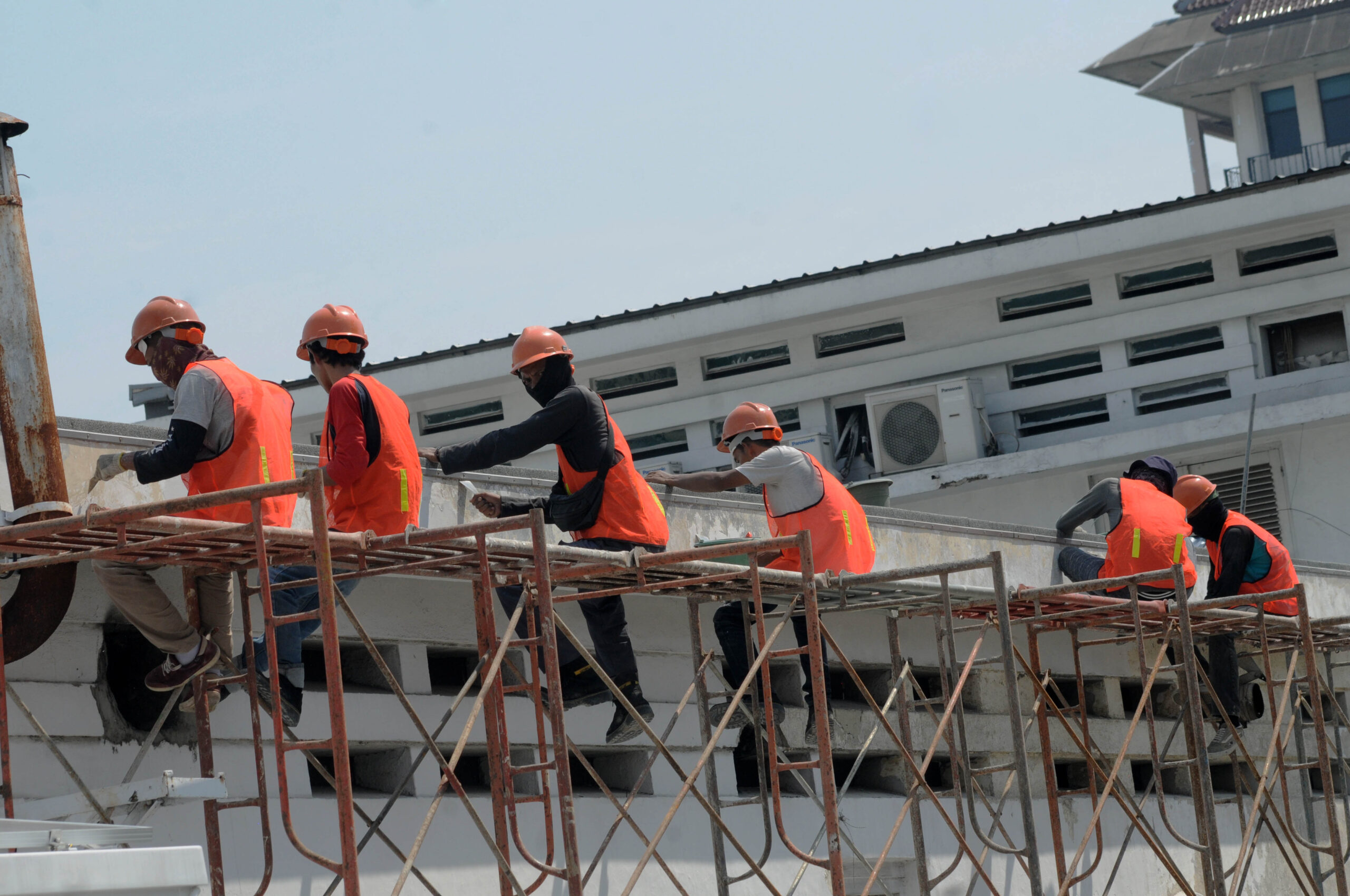 Tetap Semangat Saat Yang Lain Istirahat. | Foto: Arief Wahyudi