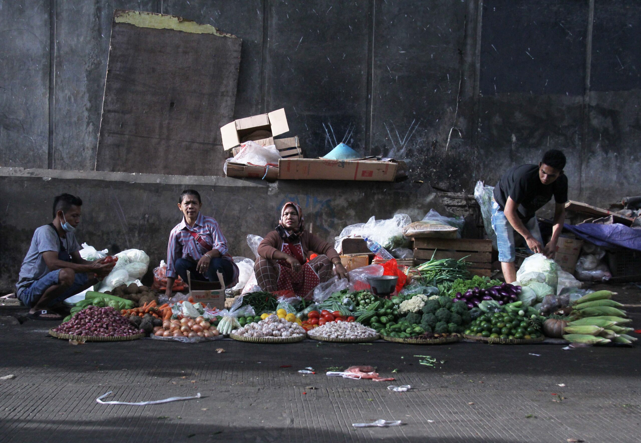 Cuaca dan distribusi bahan pangan dinilai menjadi salah satu pemicu inflasi menjelang dan pada saat Ramadhan. | Foto: Arief Wahyudi