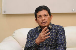 Bos BPJS Kesehatan: Merokok Tidak Berat tapi Bayar Iuran Berat