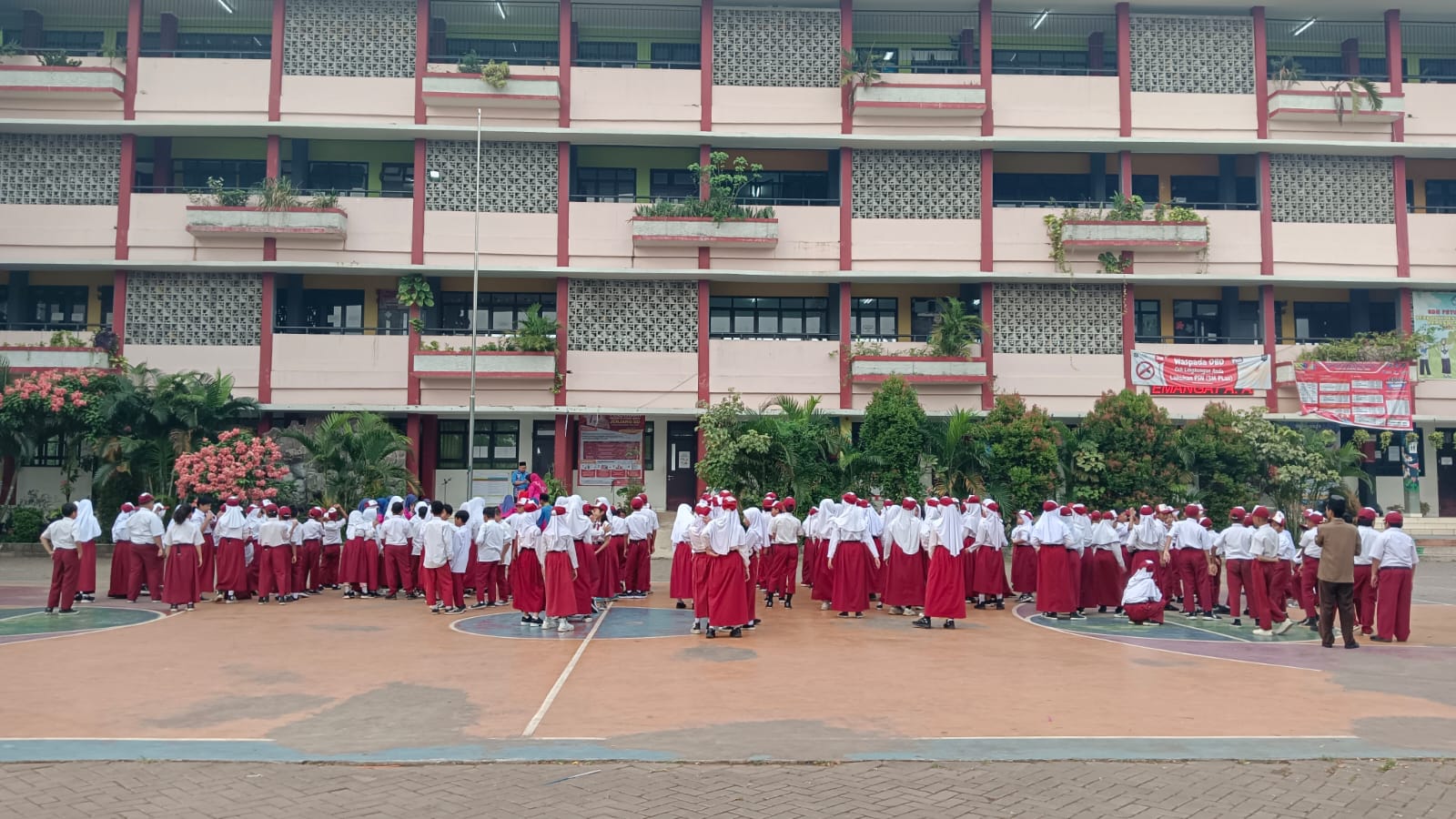 DKI Jakarta Wacanakan Sekolah Swasta Gratis
