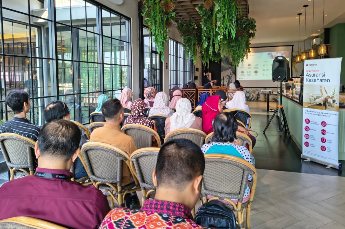 Sompo Insurance Gelar Literasi Keuangan untuk Pelaku UMKM dan Pengusaha Travel di Surabaya