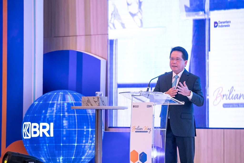 BRI (BBRI) Naikkan Suku Bunga Deposito Dolar AS Jadi 4%