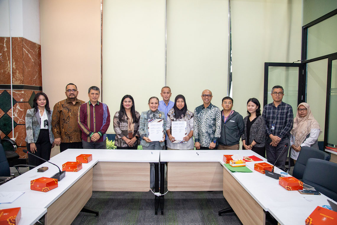 Asuransi Sinar Mas dan BASE Tandatangani MoU Energy Saving Insurance
