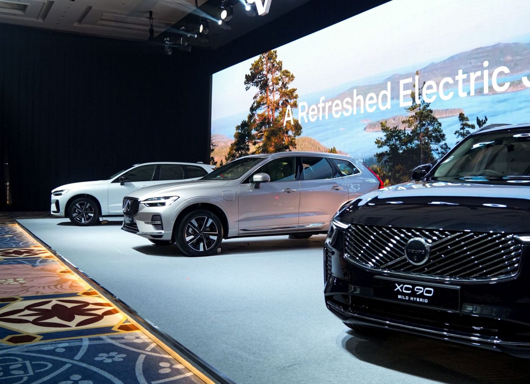 Volvo luncurankan SUV The Refreshed XC60 dan XC90