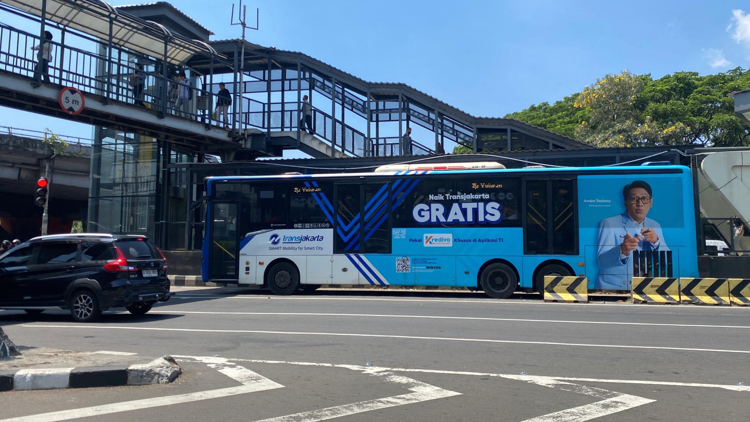 Kredivo Hadirkan Opsi Pembayaran Paylater Bagi Pengguna Transjakarta