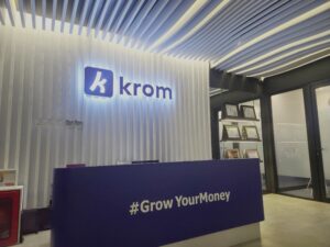 Krom Bank Kantongi 1 Juta Rekening, DPK Tembus Rp10 Triliun!