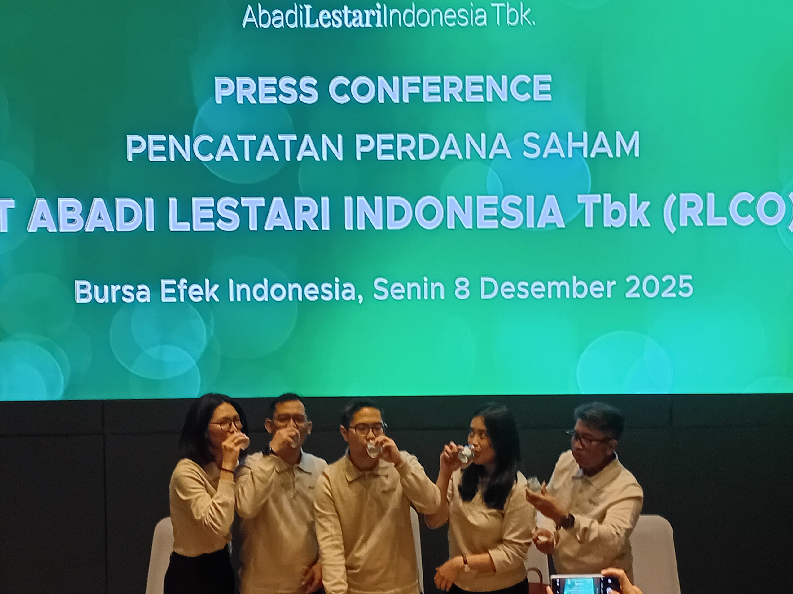 RLCO Resmi Melantai di Bursa Efek Indonesia