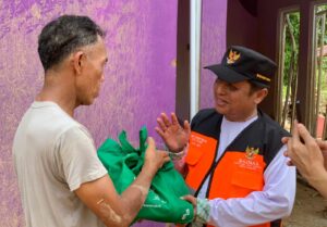 Maybank Indonesia Salurkan Bantuan kepada Korban Bencana Alam Sumatra