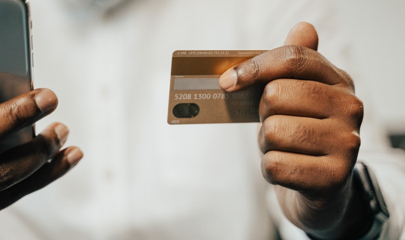 Kartu ATM Tertelan? Begini Prosedur Resmi Bank yang Wajib Kamu Ikuti Biar Saldo Aman!