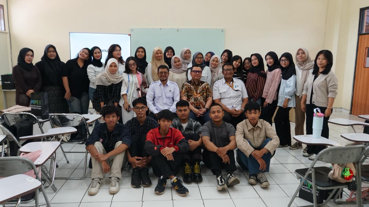 DPLK Manulife Indonesia Gelar “DPLK Manulife Goes to Campus”