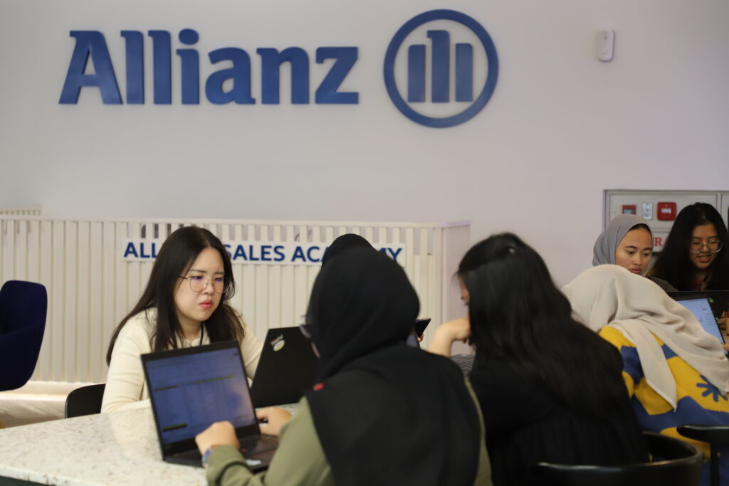 Tenaga Pemasar Muda Jadi Andalan Perusahaan Asuransi