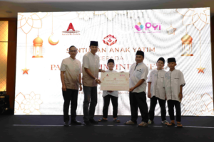 Asrinda Re- Brokers Ajak Mitra Bisnis dan Anak Yatim Buka Puasa Bersama