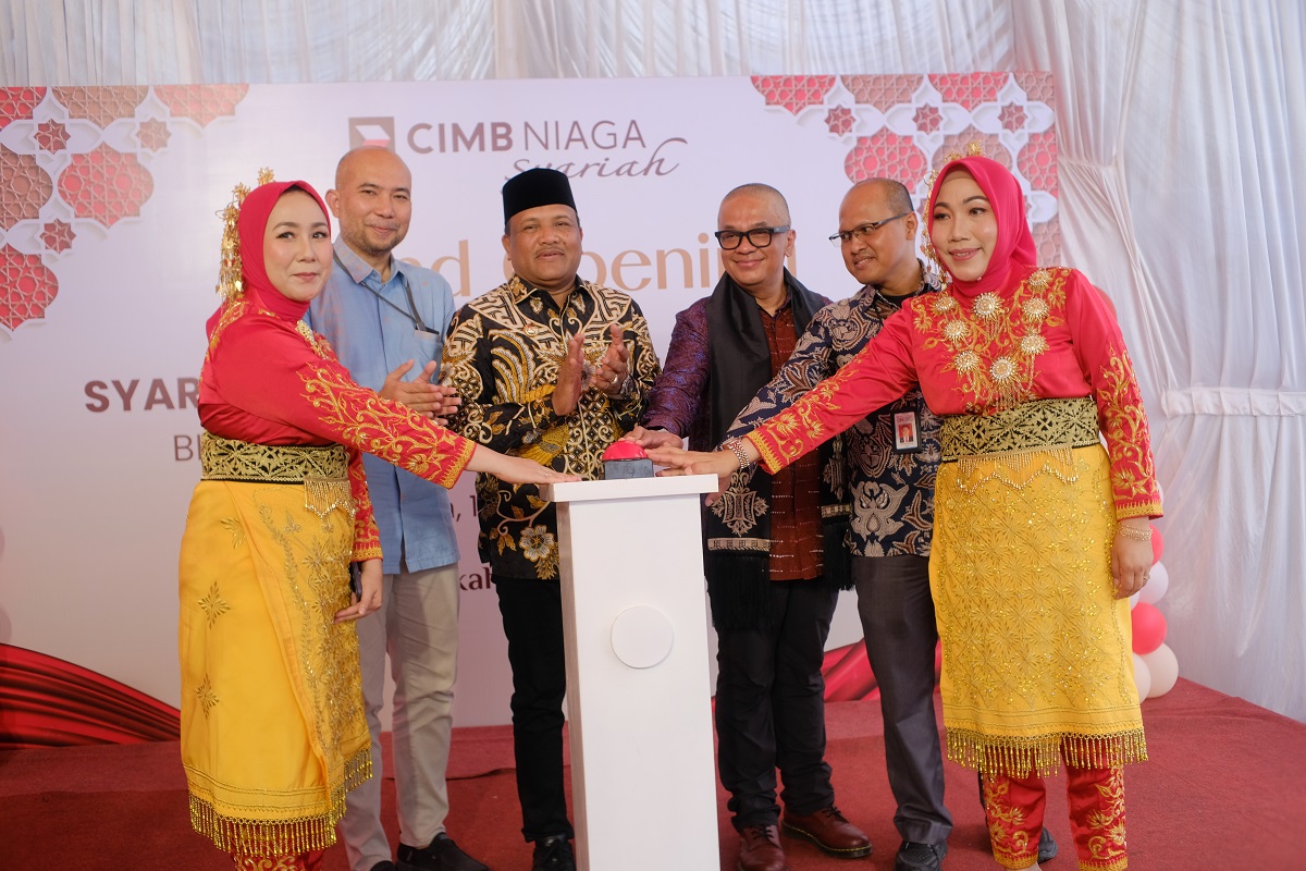 CIMB Niaga Syariah Resmikan Digital Branch Bireuen-Aceh
