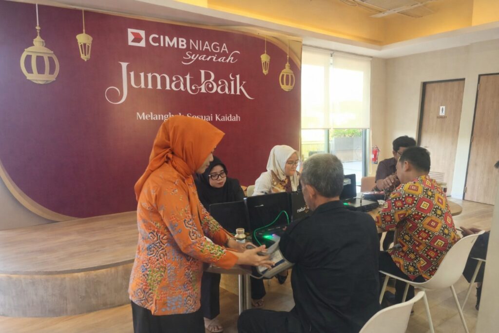 CIMB Niaga Syariah Luncurkan Program Jumat Baik