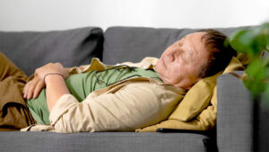 Penanganan Penyintas Kanker Lansia: Tak Sekadar Panjang Umur tetapi Berkualitas