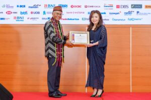 Dorong Partisipasi Masyarakat Berinvestasi di SBSN, BCA (BBCA) Kembali Raih Penghargaan dari Kementerian Keuangan