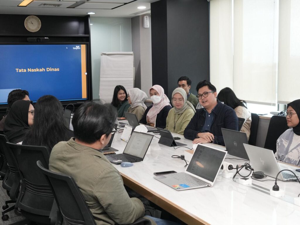 Taspen berbagi Praktik Kearsipan Bersama IndonesiaRe