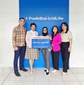 Panin Dai-ichi Life Bayar Klaim untuk Perwakilan Ahli Waris di Medan