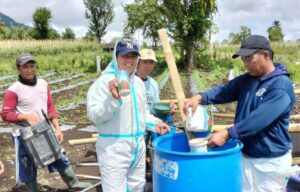 Kolaborasi PGE, FT UGM dan Agrotekno Estetika Laboratoris Kembangkan Booster Pertanian