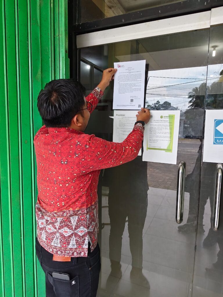 OJK Cabut Izin Uusaha BPR Pembangunan Nagari di Sumatra Barat