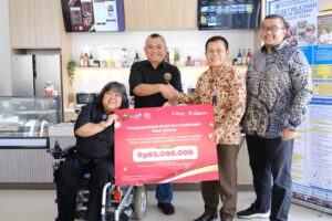 Bank Jakarta Salurkan Bantuan untuk Sahabat Disabilitas Binaan YaSDI