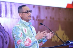 Bos OJK: 54% Investor Pasar Modal Berusia di Bawah 30 Tahun