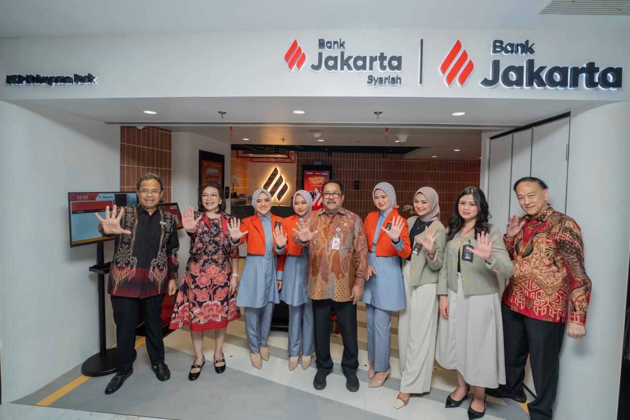 Bank Jakarta Resmikan New Look Branch KCP Kebayoran Park