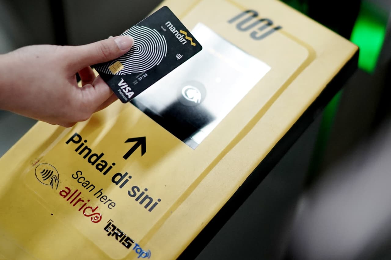 Bank Mandiri (BMRI) Dukung Pembayaran Tiket dengan Kartu Kredit Nirsentuh Global