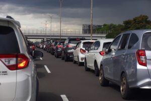 Tren Road Trip, Allianz Utama Bagikan Risiko dan Tips Berkendara Jarak Jauh
