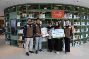 Tugu Insurance Donasikan Buku dan Berikan Literasi Keuangan dan Asuransi