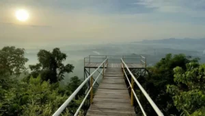 Gunung Dago, Destinasi Wisata Murah Meriah Bisa Dijangkau dengan KRL Commuter Line