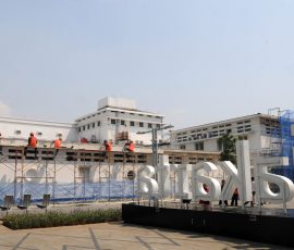 Dinas Cipta Karya, Tata Ruang dan Pertanahan (DCKTRP) Pemprof DKI Jakarta, sedang melakukan perbaikan pada gedung tua di kawasan Kota Tua, Jakarta Barat, Rabu, 28 Juli 2023. | Foto: Arief Wahyudi