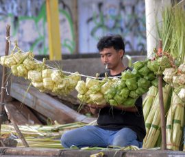 Moment yang selalu ada saat Idul Adha | Foto: Arief Wahyudi