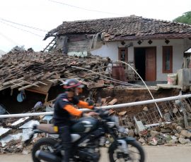 Ilustrasi gempa bumi. | Foto Media Asuransi/Arief Wahyudi