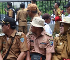 Aksi Demo Kepala Desa, di Jakarta, Rabu, 31 Januari 2024, menuntut pengesahan revisi UU Nomor 6 Tahun 2014, mengenai kelembagaan Desa/Desa Adat. | Foto: Media Asuransi/Arief Wahyudi
